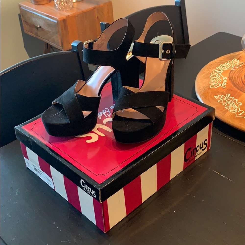 Sam Edelman Black Heels